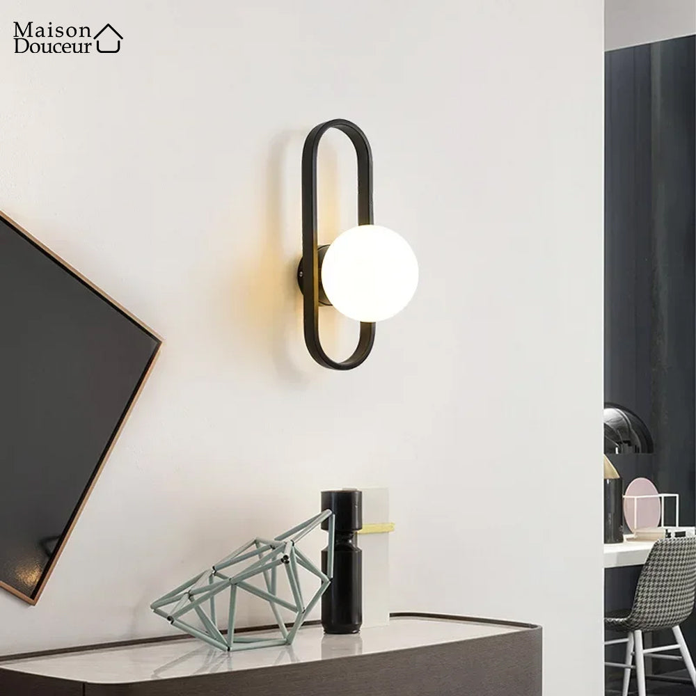 Mila wall light