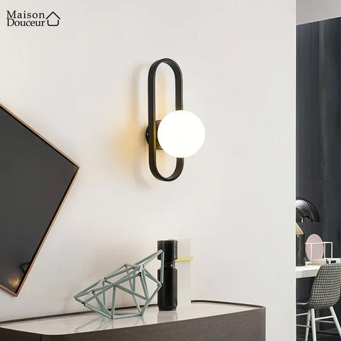 Mila wall light