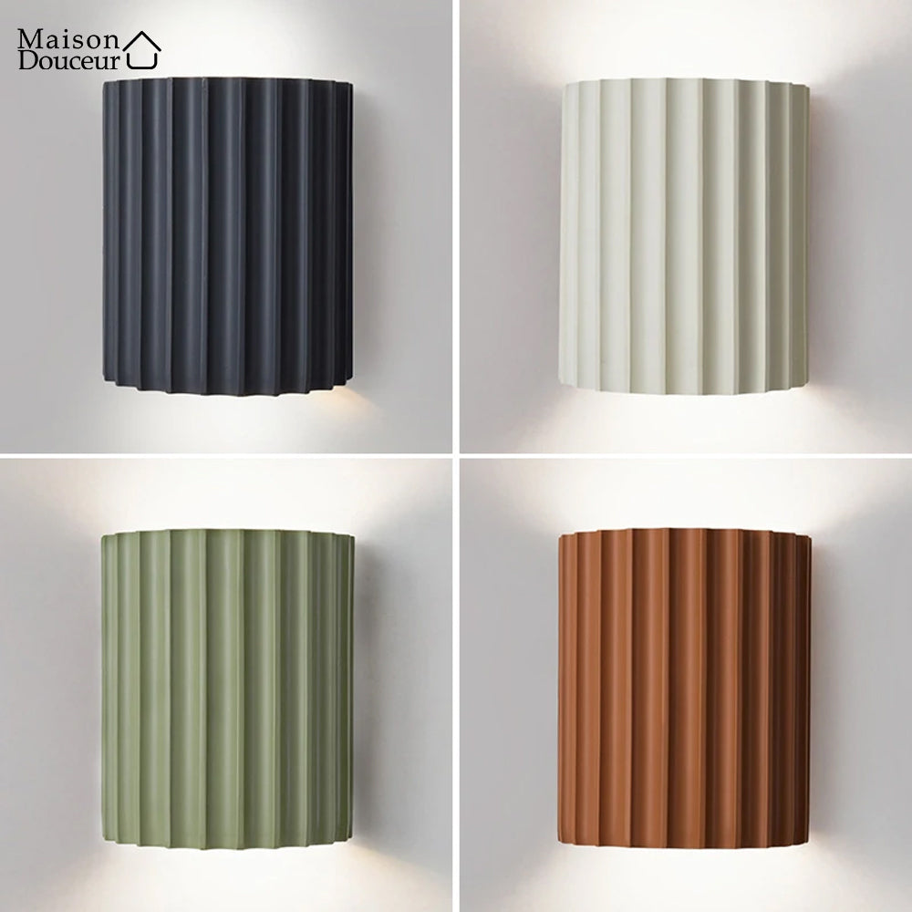 Salma wall light 