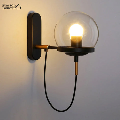 Mendoza wall light