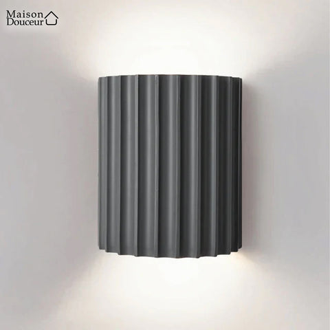 Salma wall light 