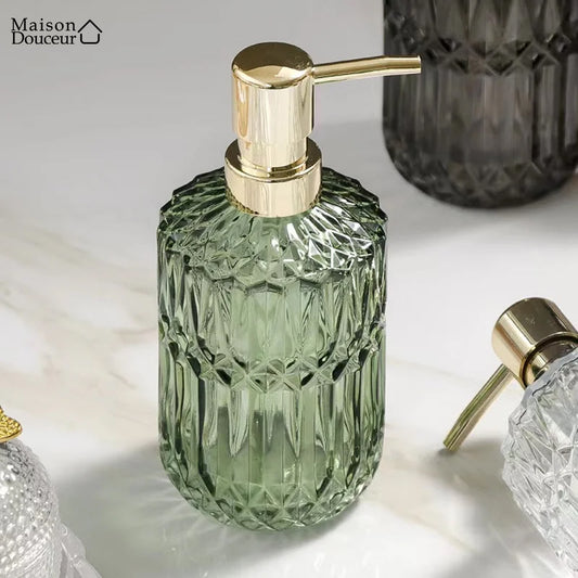 Mathilde soap dispenser 