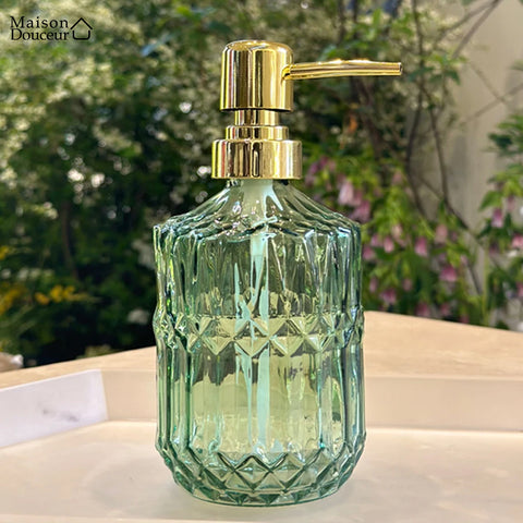 Mathilde soap dispenser 