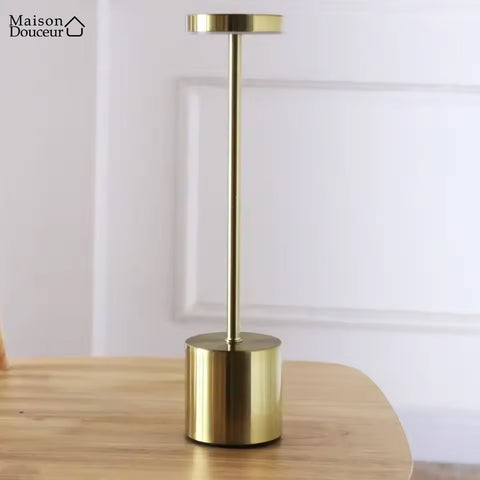 Rechargeable table lamp