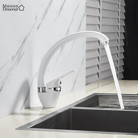 Flyn kitchen faucet