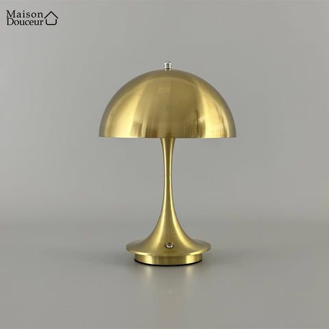 Freja table lamp