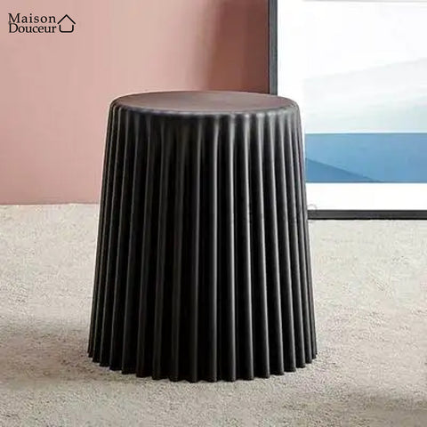 Calypso round side table 