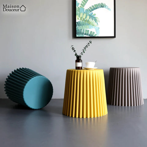 Calypso round side table 