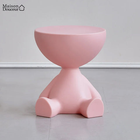 Joyeuse Round Side Table 