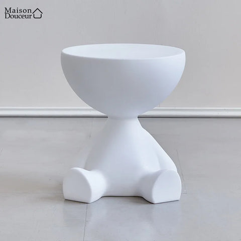 Joyeuse Round Side Table 