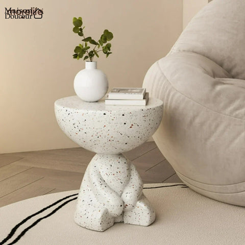 Salua round side table