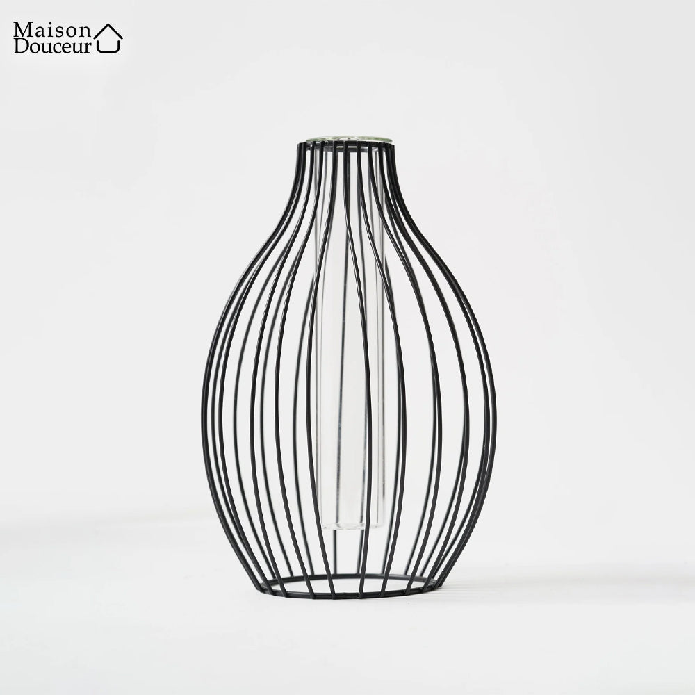 Nordic style iron vase